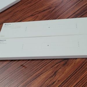 Apple watch white sports band
